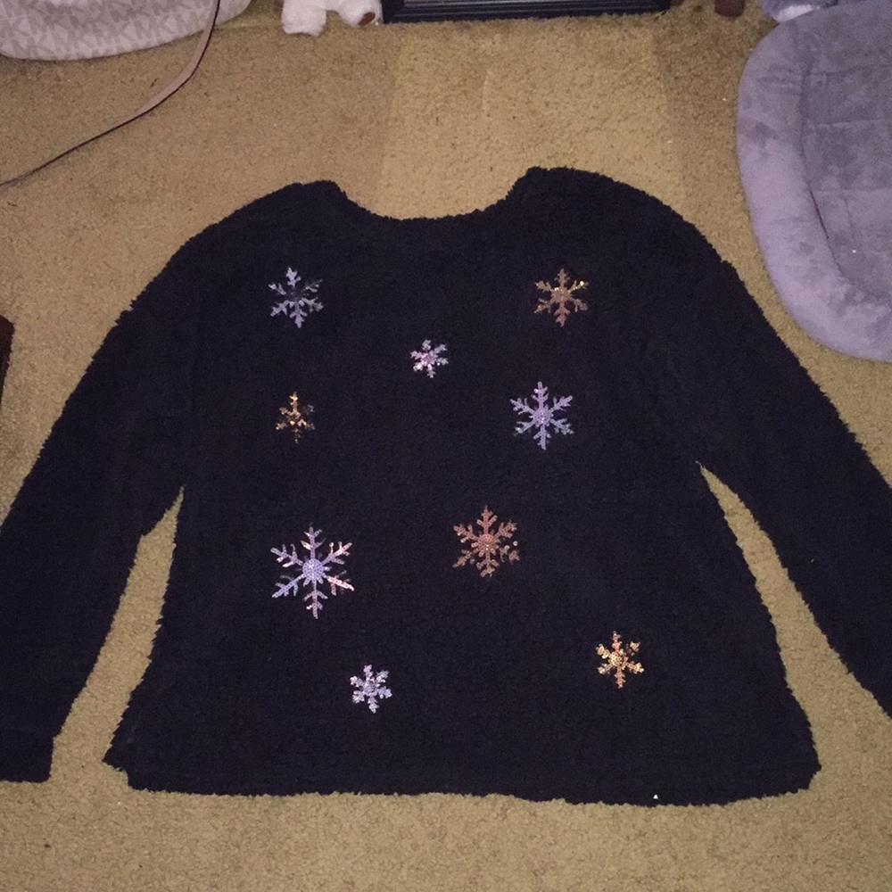 Black Snowflake Christmas Sweater